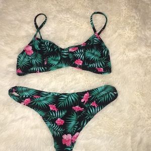 2 piece floral bikini